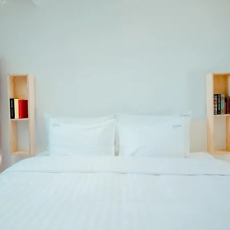 Heirloom - A Flemish Tale 3* Gante