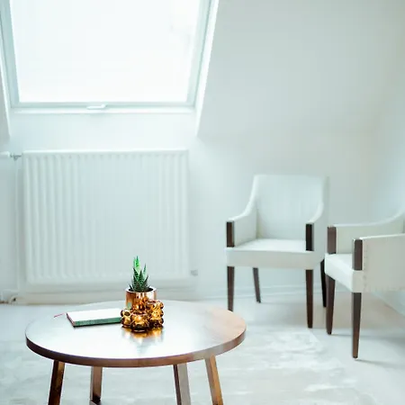 Heirloom - A Flemish Tale 게스트하우스 3*