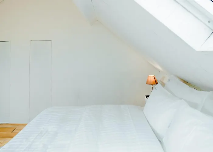 Heirloom - A Flemish Tale 3*