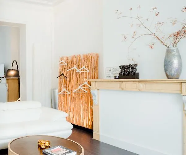 Heirloom - A Flemish Tale 3*