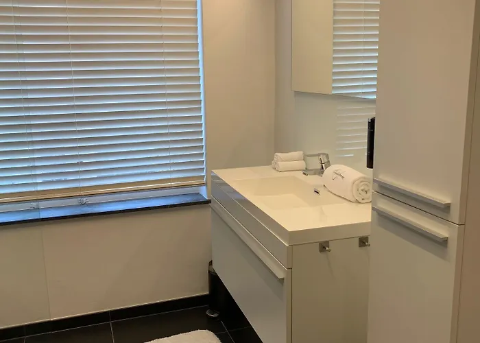 Heirloom - A Flemish Tale 3* Gent