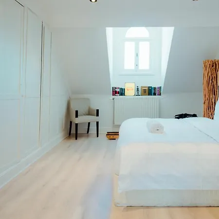 Heirloom - A Flemish Tale Gent